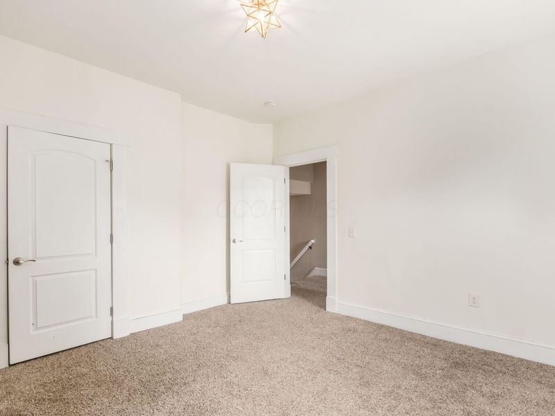 730 S Champion Avenue , Columbus, OH 43205 Photo 20