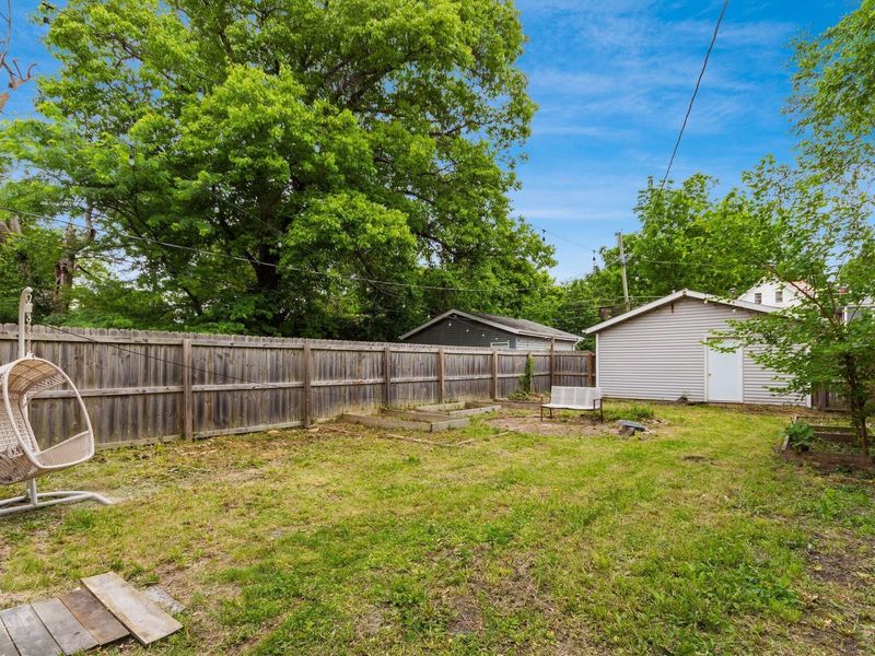 730 S Champion Avenue , Columbus, OH 43205 Photo 27