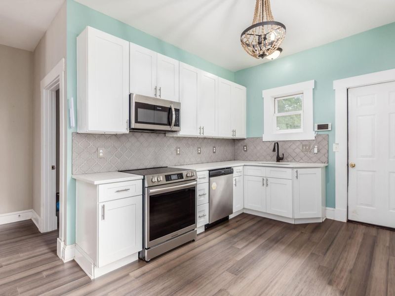 730 S Champion Avenue , Columbus, OH 43205 Photo 8