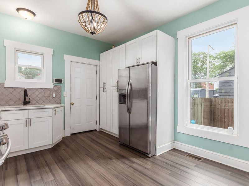 730 S Champion Avenue , Columbus, OH 43205 Photo 9