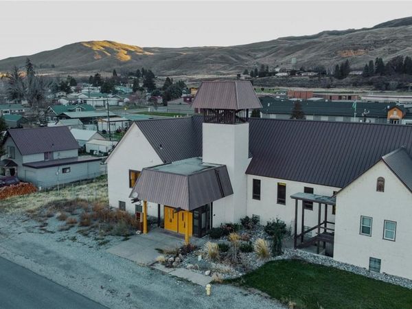 1300 Foster Ave, Other, WA 98813