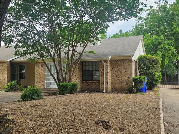 200 E Denton Drive, Euless, TX 76039