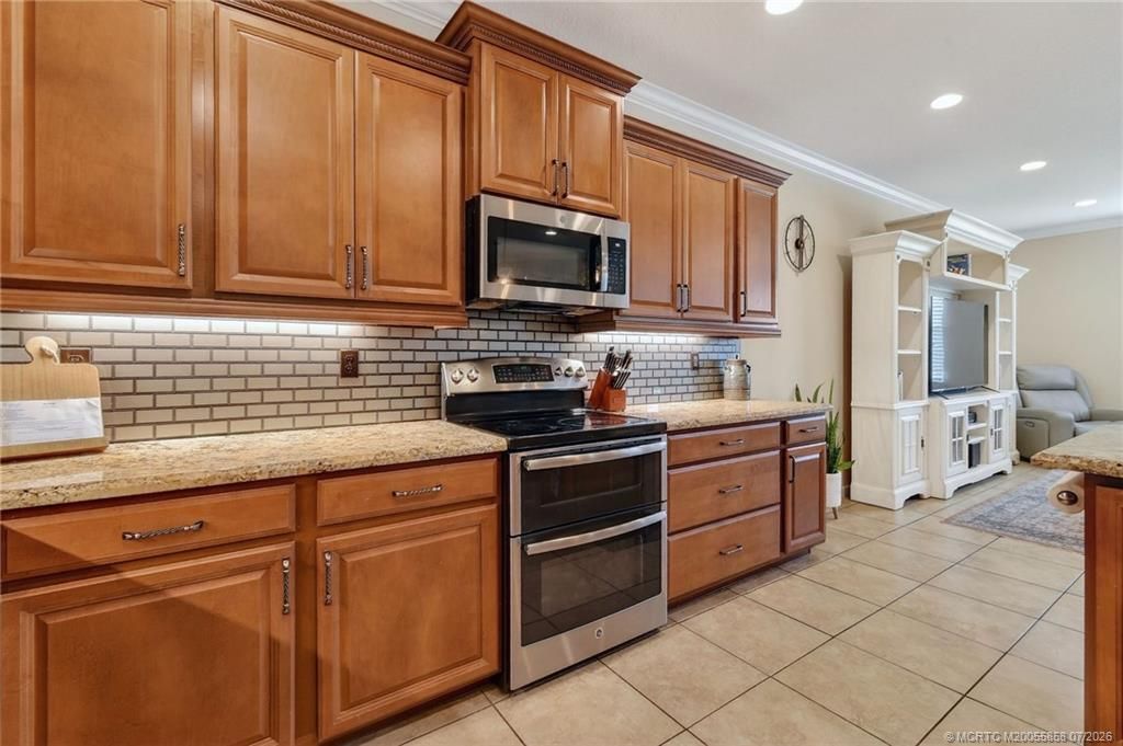 476 NW Windflower Terrace, Jensen Beach, FL 34957 Photo