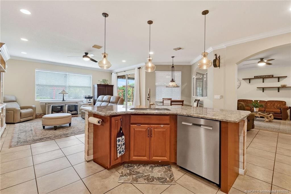 476 NW Windflower Terrace, Jensen Beach, FL 34957 Photo