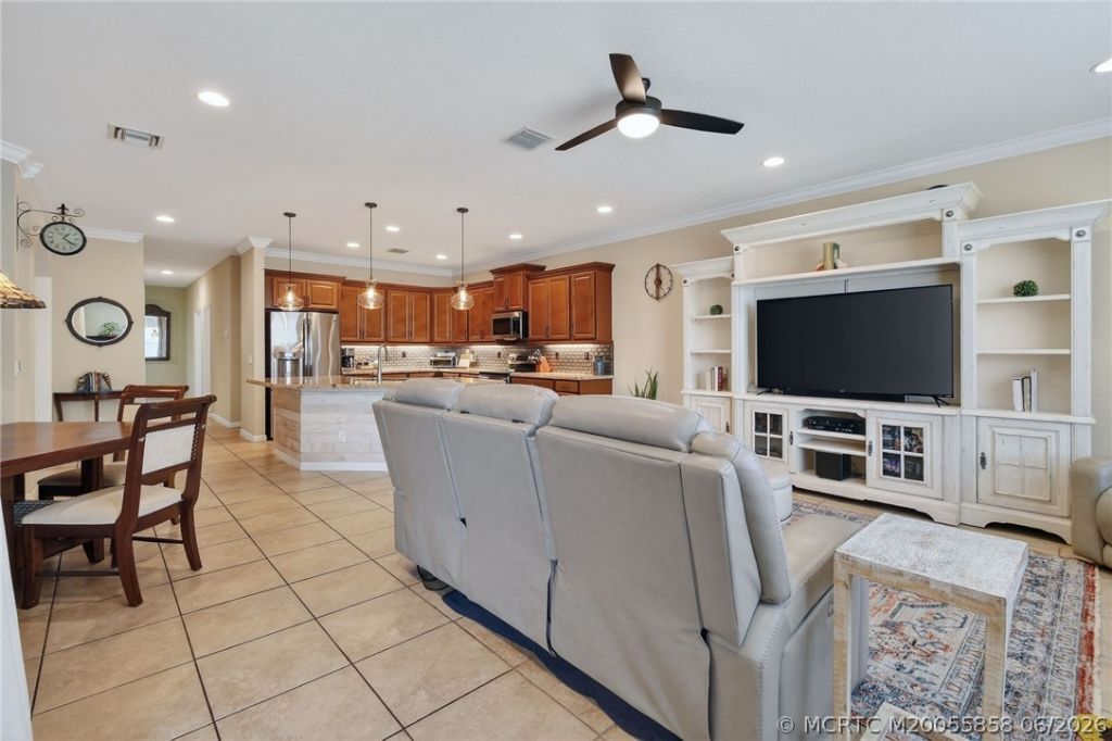 476 NW Windflower Terrace, Jensen Beach, FL 34957 Photo