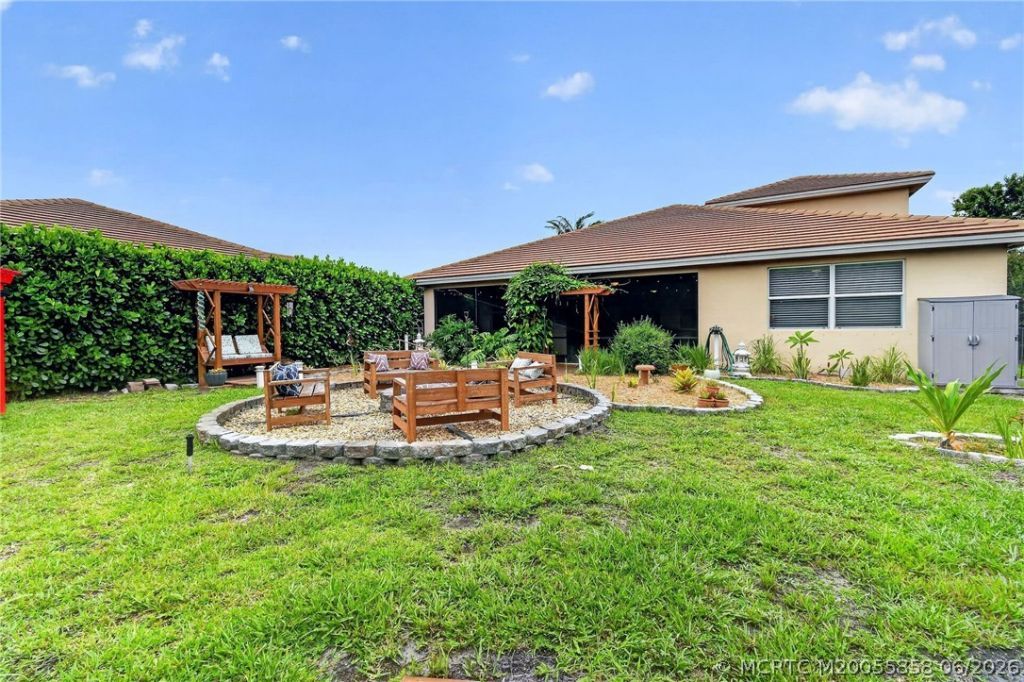 476 NW Windflower Terrace, Jensen Beach, FL 34957 Photo