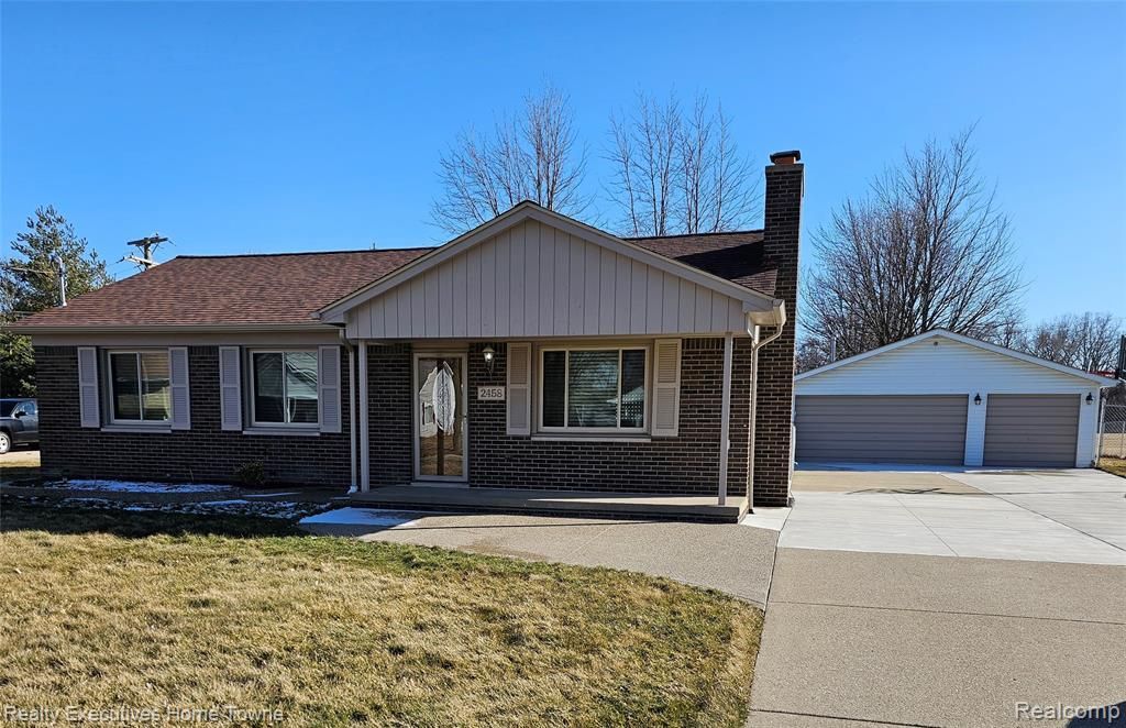 2458 Lindell Road, Sterling Heights, Mi 48310 Main Photo