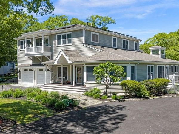 9 Oxford Rd, Gloucester, MA 01930