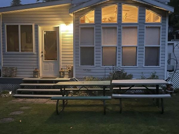 8091 Carriage Lane, Morley, MI 49336