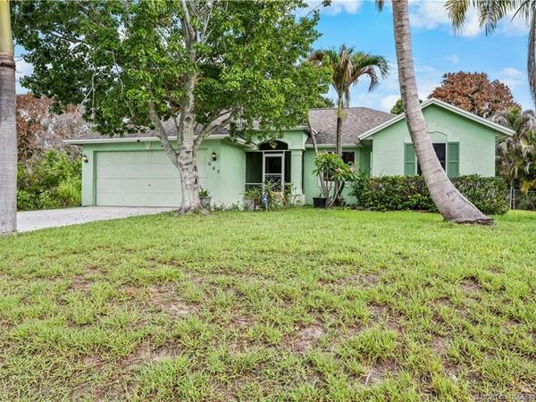645 SW Nichols Terrace, Port St Lucie, FL 34953