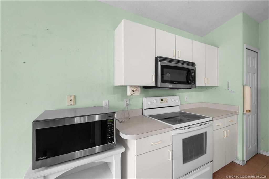 645 SW Nichols Terrace, Port Saint Lucie, FL 34953 Photo