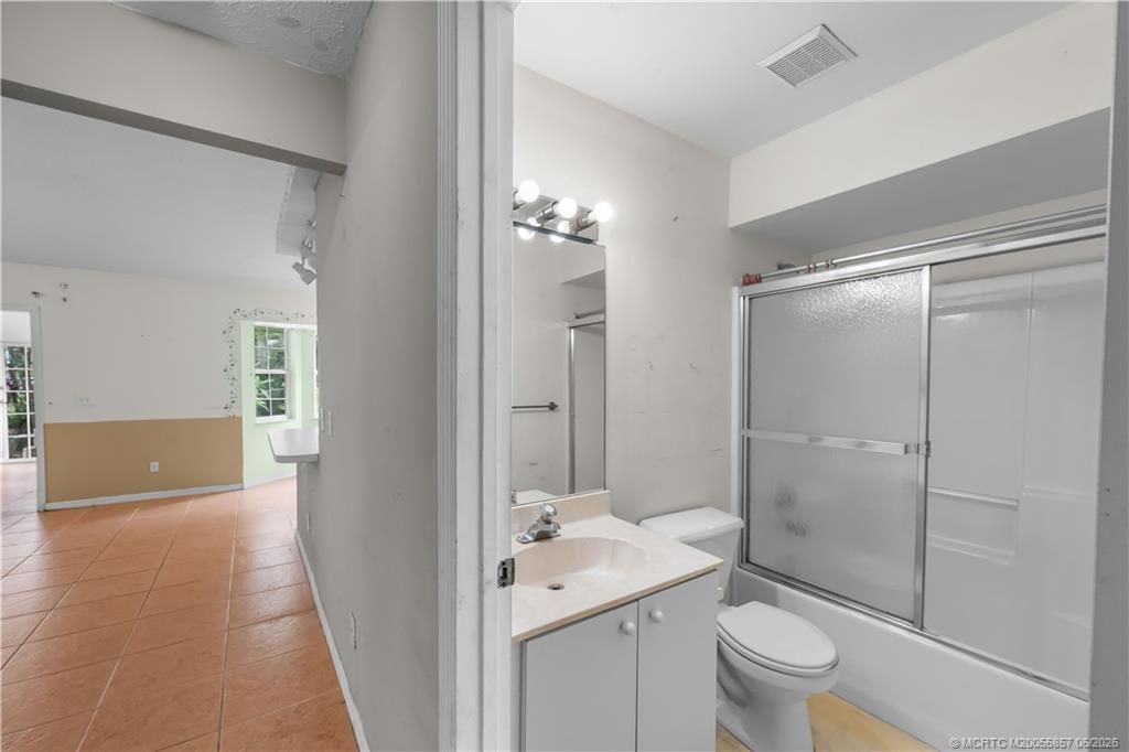 645 SW Nichols Terrace, Port Saint Lucie, FL 34953 Photo
