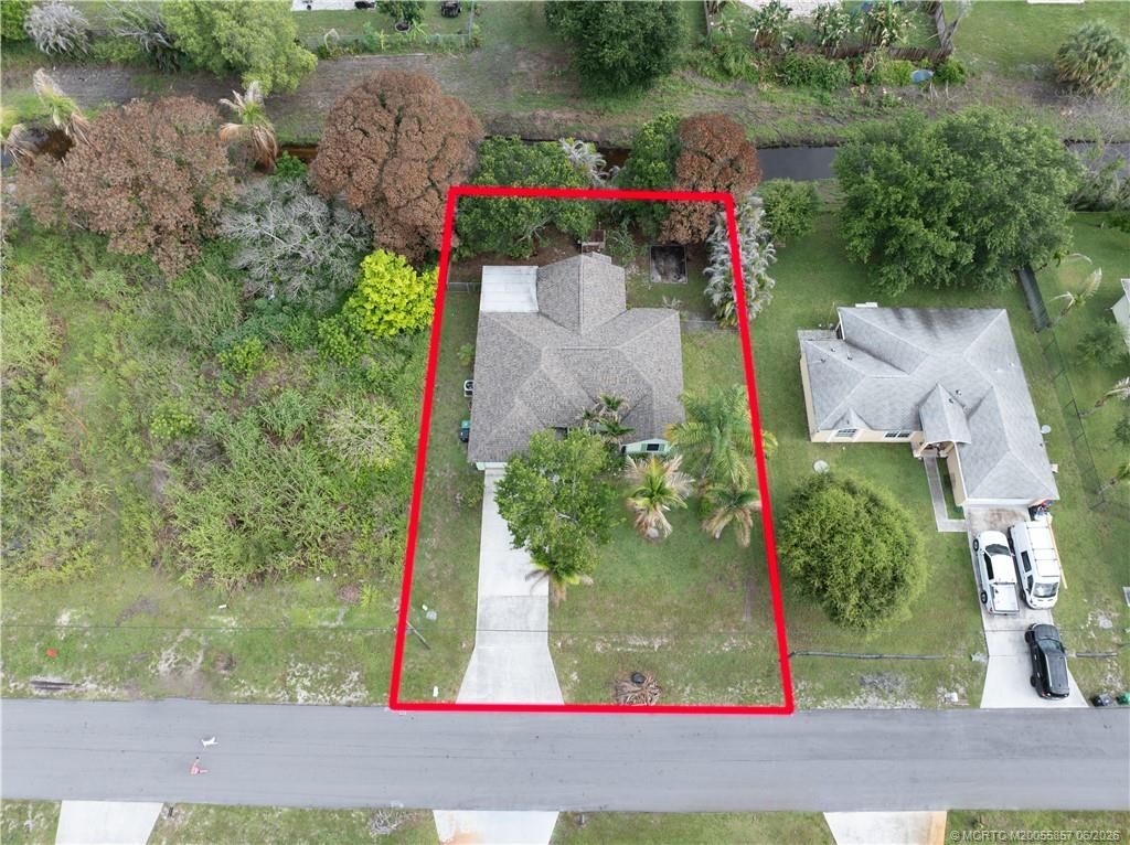 645 SW Nichols Terrace, Port Saint Lucie, FL 34953 Photo
