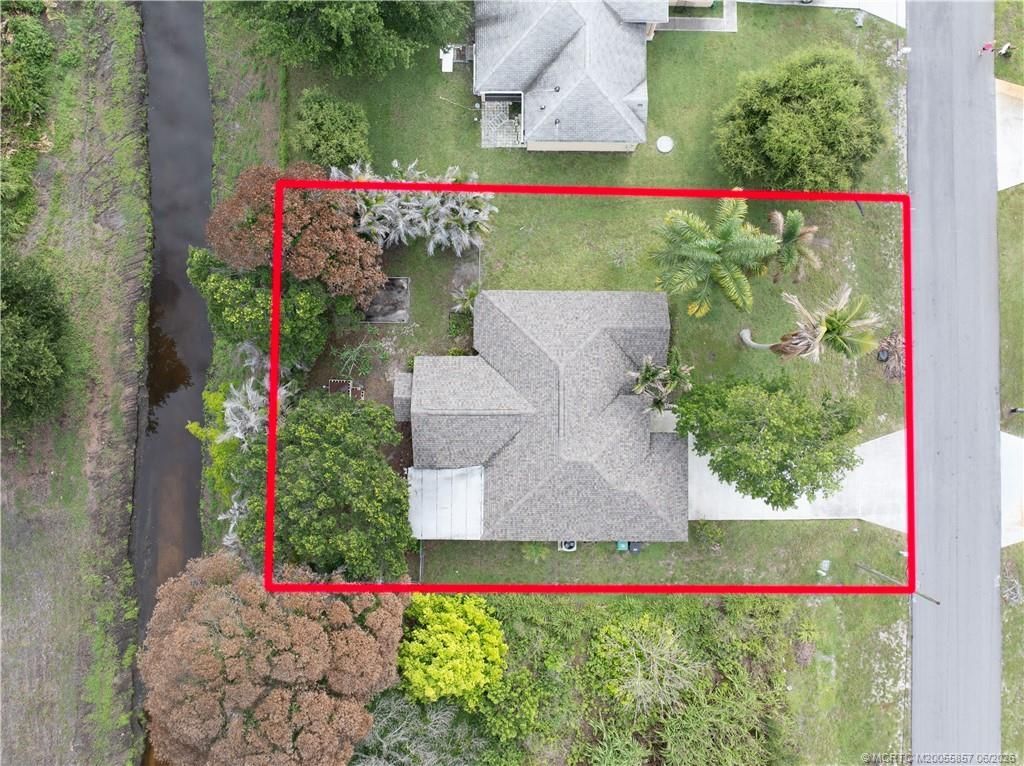 645 SW Nichols Terrace, Port Saint Lucie, FL 34953 Photo