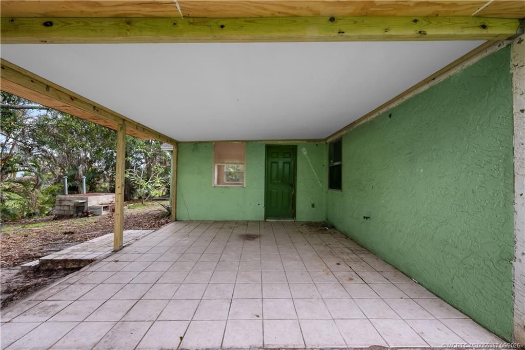 645 SW Nichols Terrace, Port Saint Lucie, FL 34953 Photo