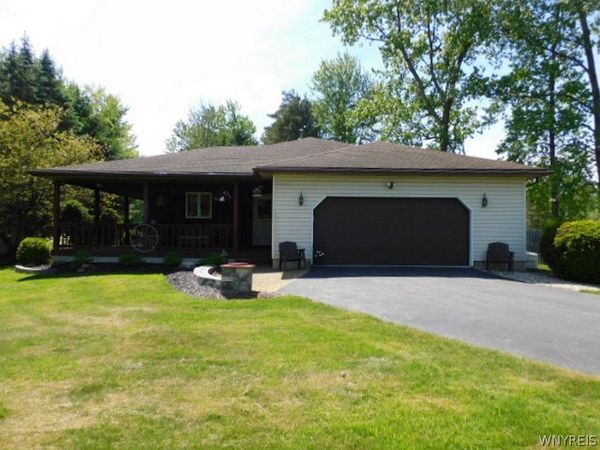 6986 Minnick Road , Lockport, NY 14094