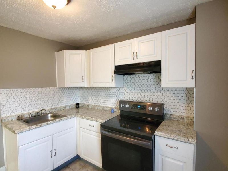 576-578 S Oakley Avenue, Columbus, OH 43204 Photo 13