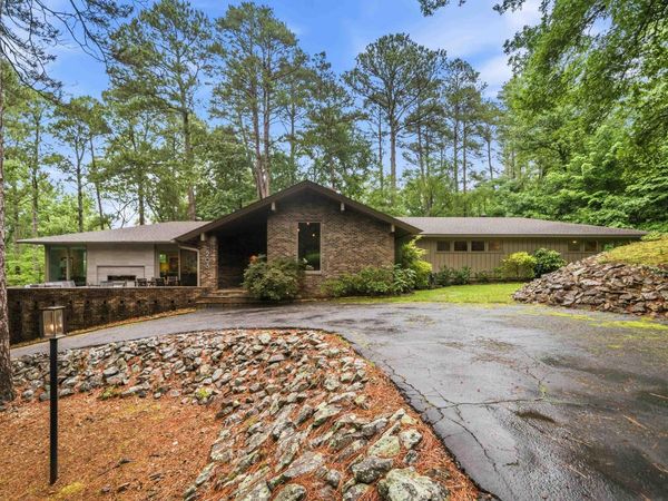 203 DEANWOOD Terrace, Hot Springs, AR 71901