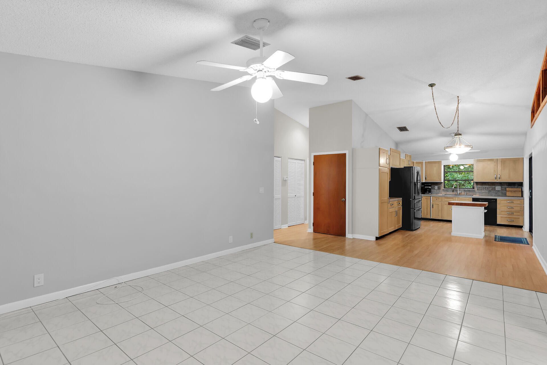 51 N Bay Harbor Drive, Key Largo, FL 33037 Photo