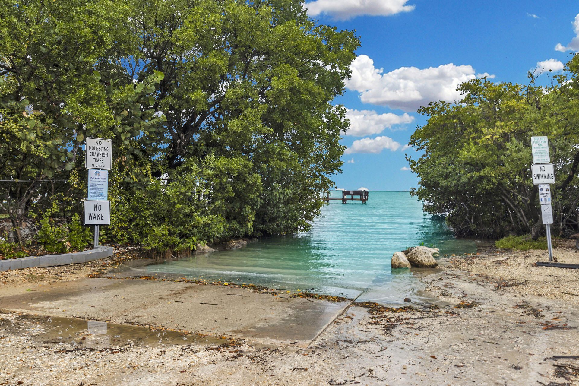 51 N Bay Harbor Drive, Key Largo, FL 33037 Photo