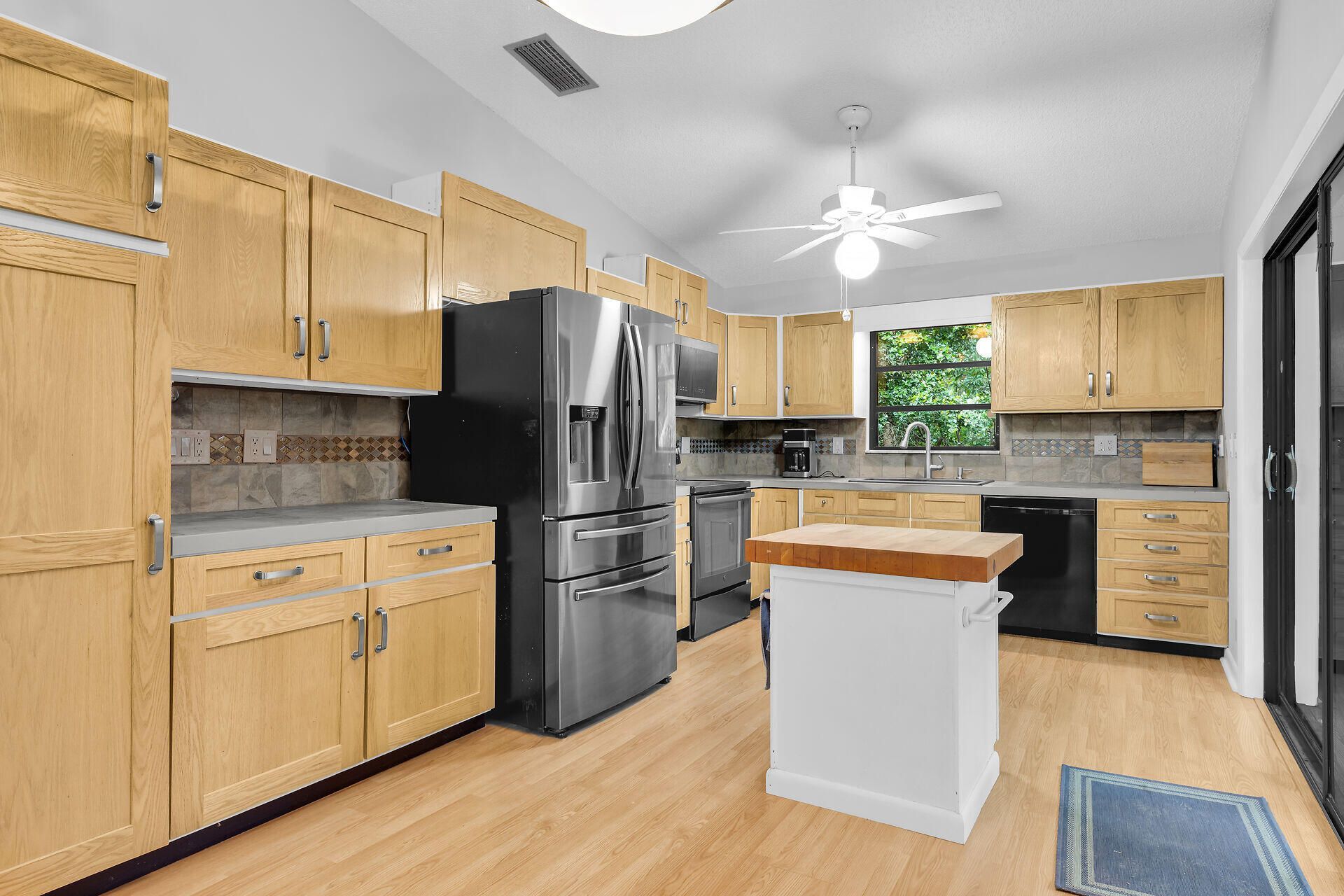 51 N Bay Harbor Drive, Key Largo, FL 33037 Photo