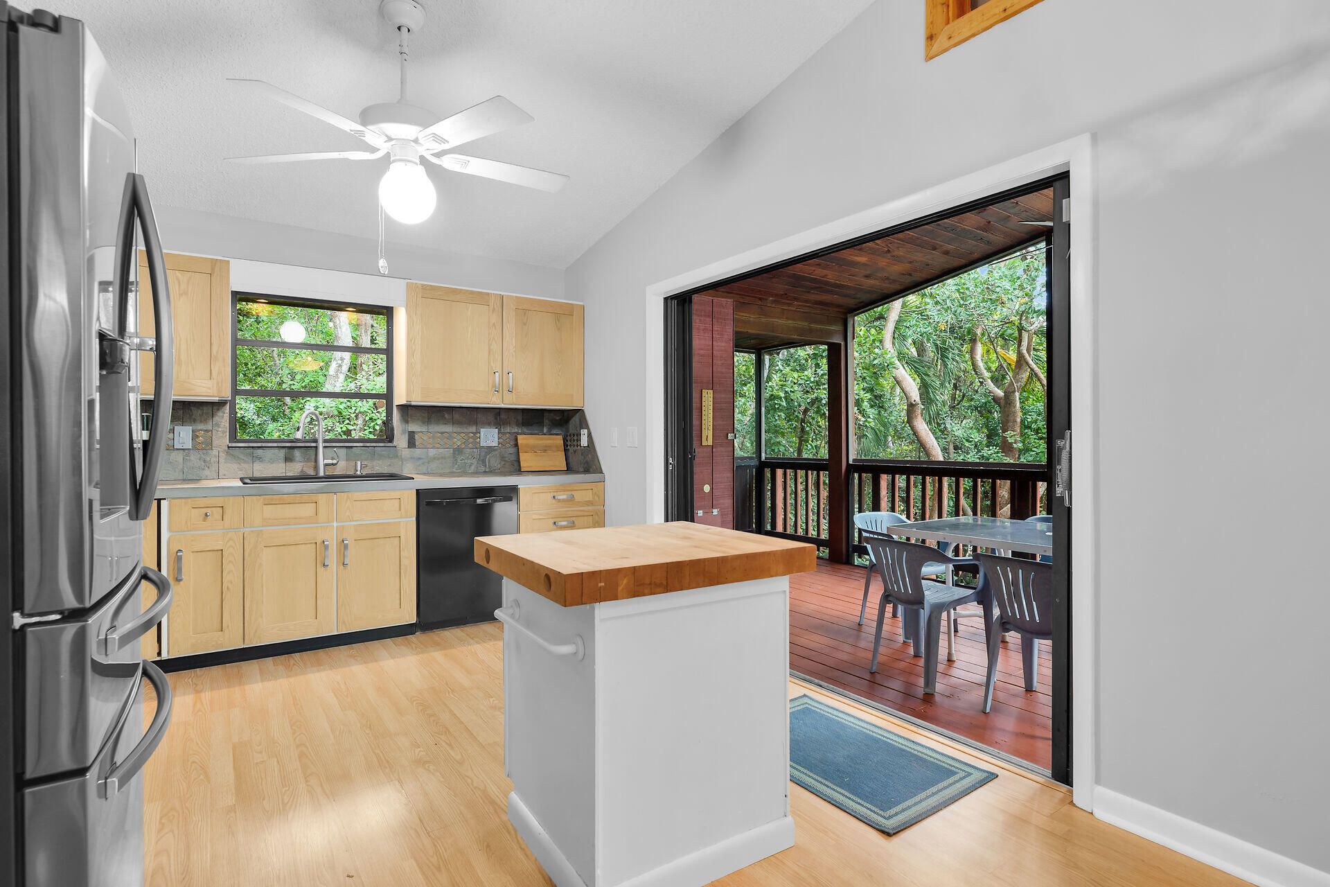 51 N Bay Harbor Drive, Key Largo, FL 33037 Photo