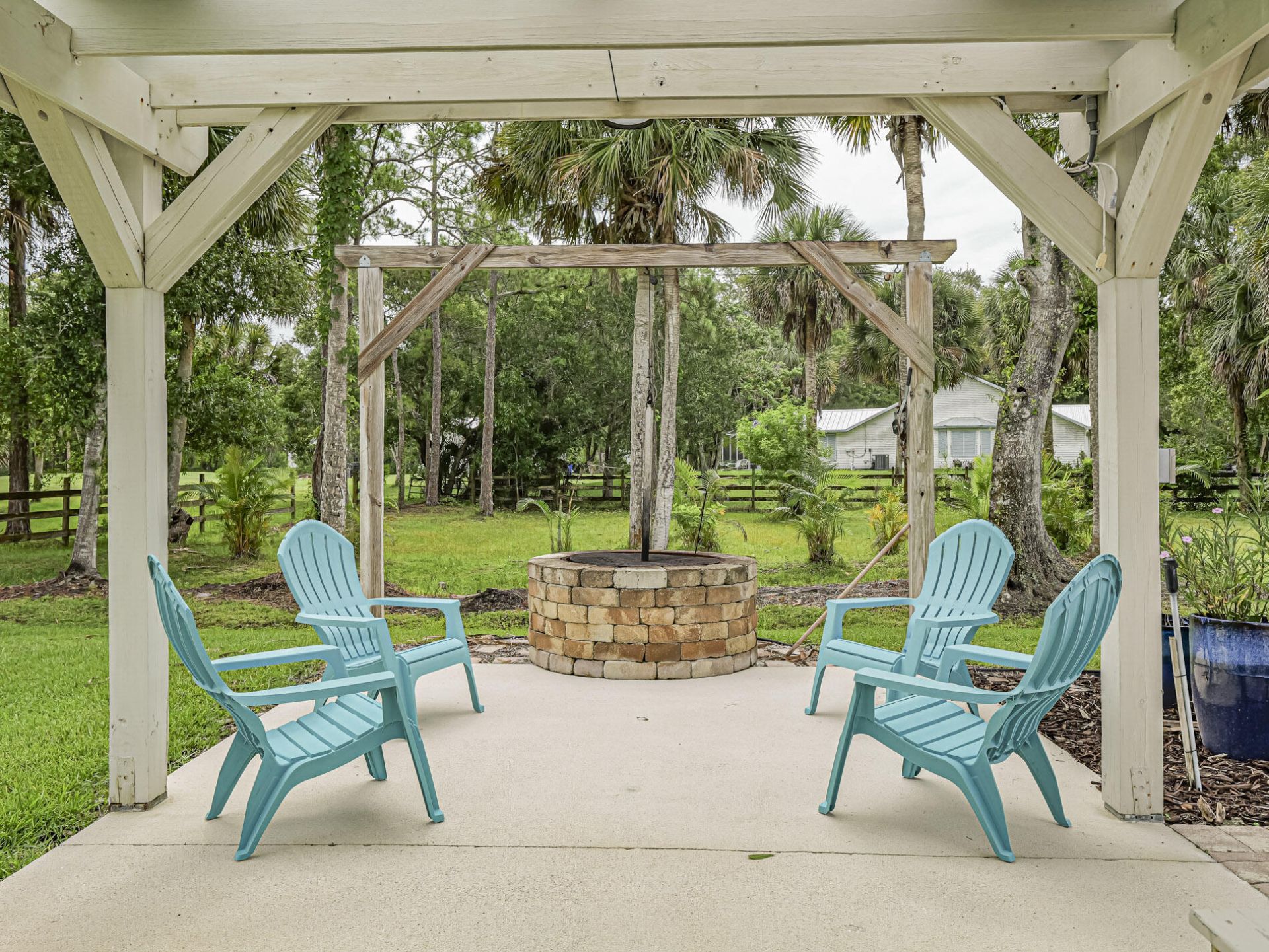 4220 70th Avenue, Vero Beach, FL 32967 Photo