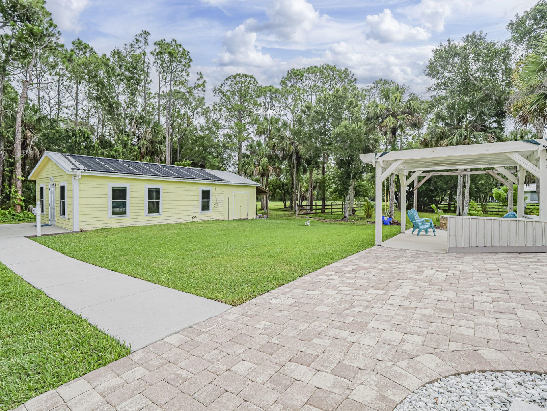 4220 70th Avenue, Vero Beach, FL 32967 Photo