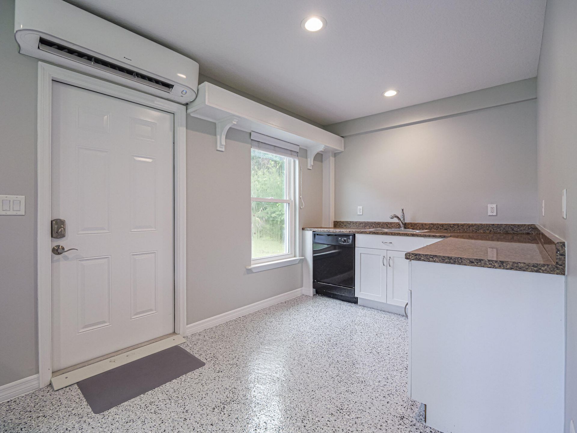 4220 70th Avenue, Vero Beach, FL 32967 Photo