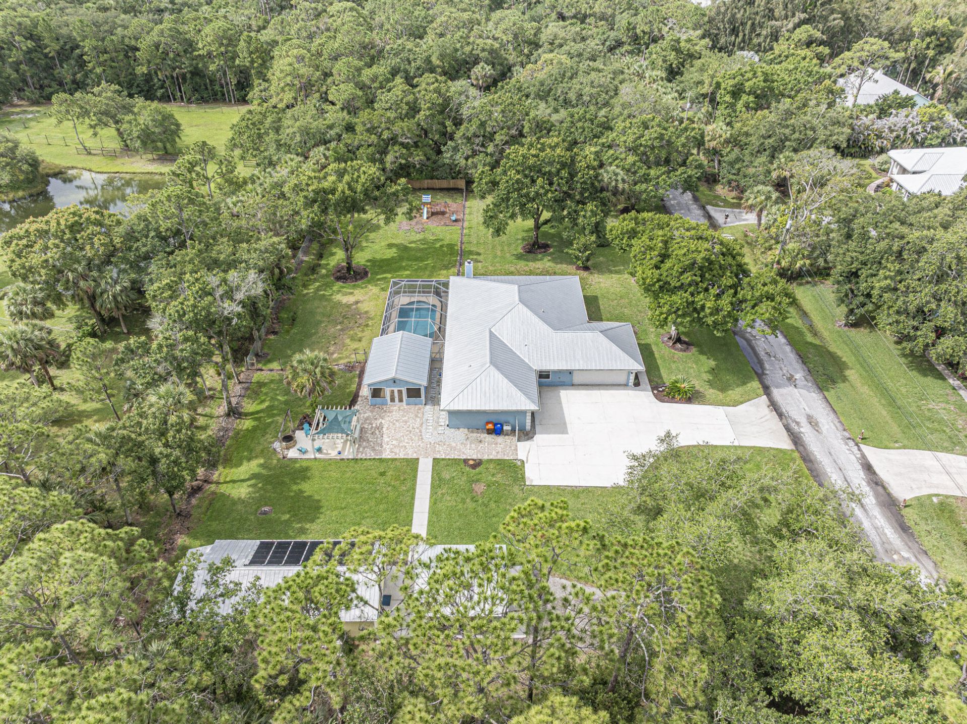 4220 70th Avenue, Vero Beach, FL 32967 Photo