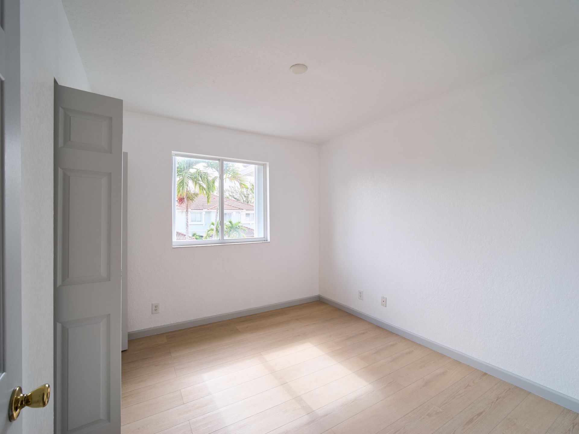 2052 Oakhurst Way, Riviera Beach, FL 33404 Photo