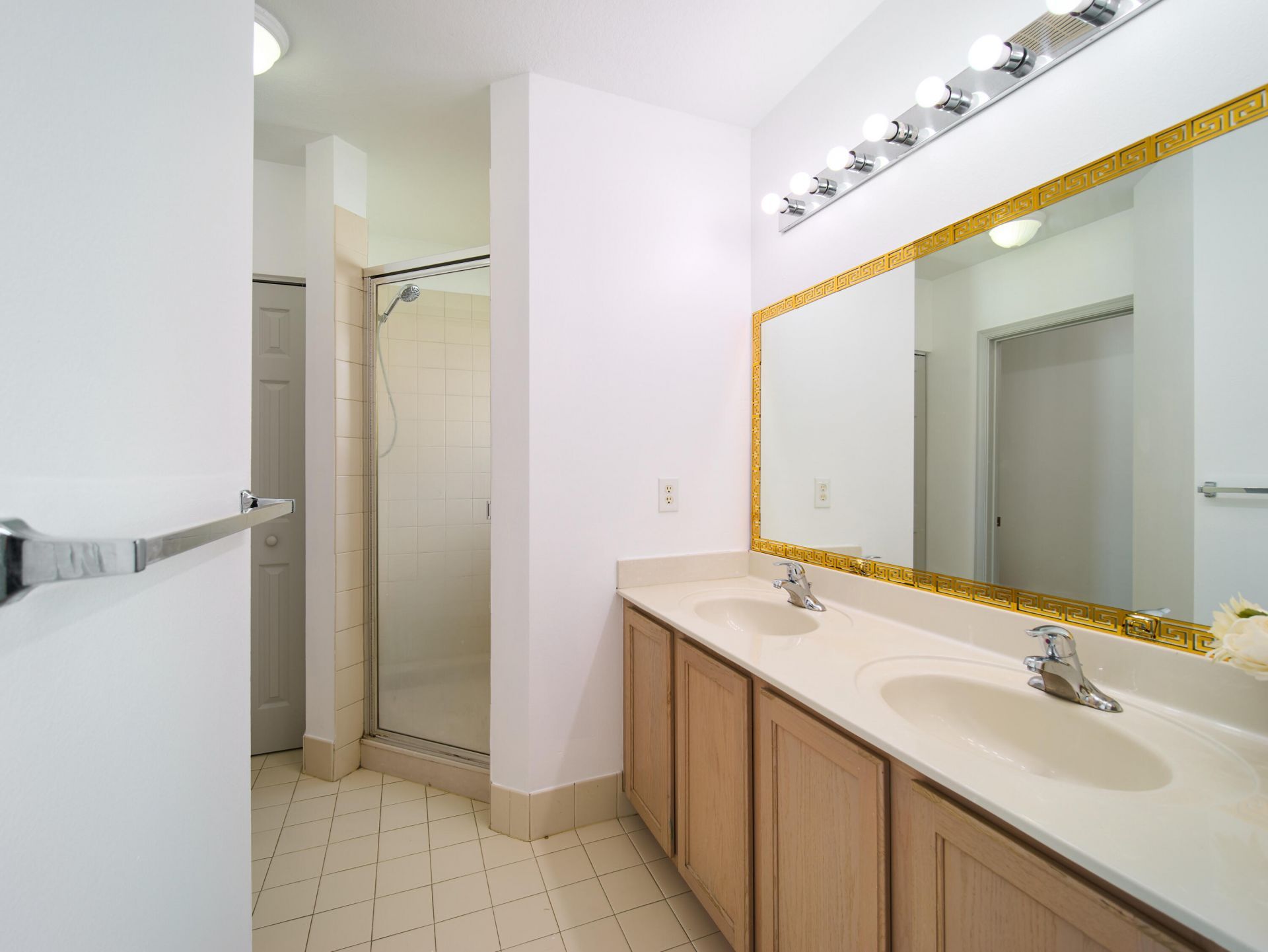 2052 Oakhurst Way, Riviera Beach, FL 33404 Photo