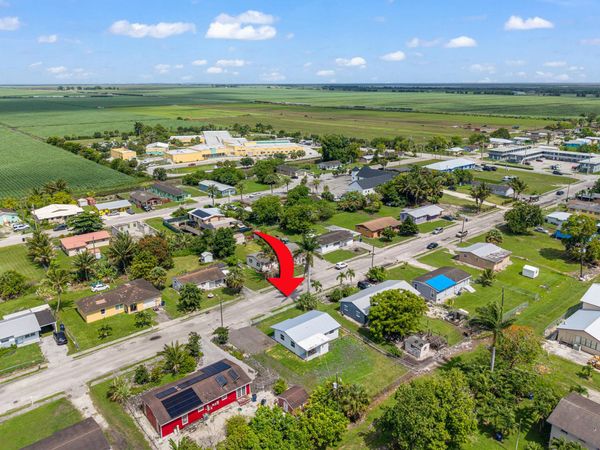 245 SW 11th Avenue, South Bay, FL 33493