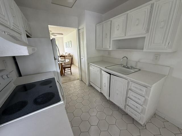 8105 NW 61st Street, Unit A206, Tamarac, FL 33321 Photo