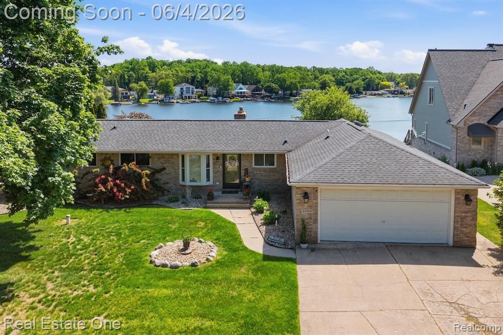 8080 Pine Ranch Drive, Brighton Township, MI 48114 Main Photo