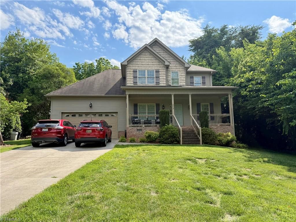5613 Northlake Drive, Greensboro, NC 27410 Main Photo