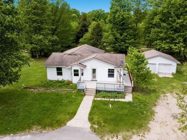 90 Haze Road S, Beulah, MI 49617