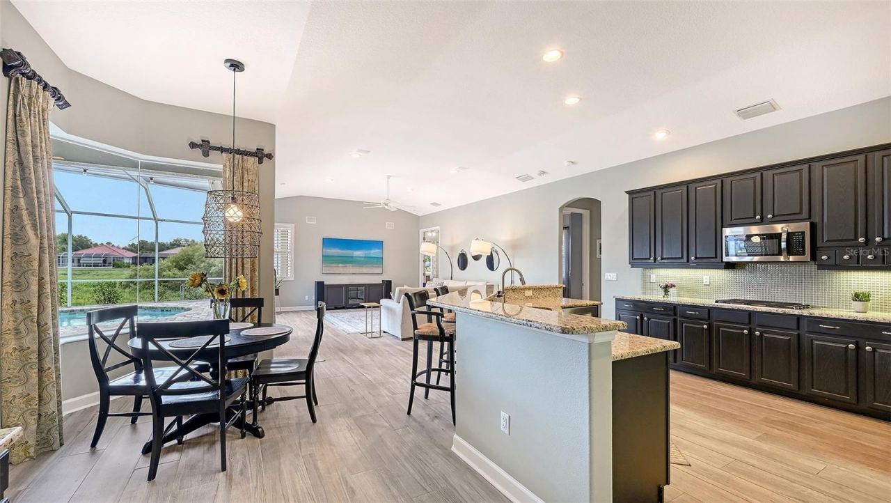 7151 Wainscott Court, Sarasota, FL 34238 Photo