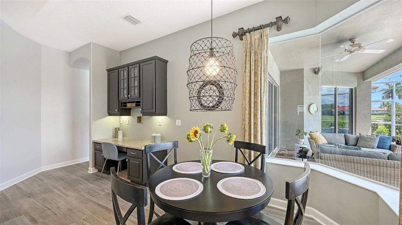 7151 Wainscott Court, Sarasota, FL 34238 Photo