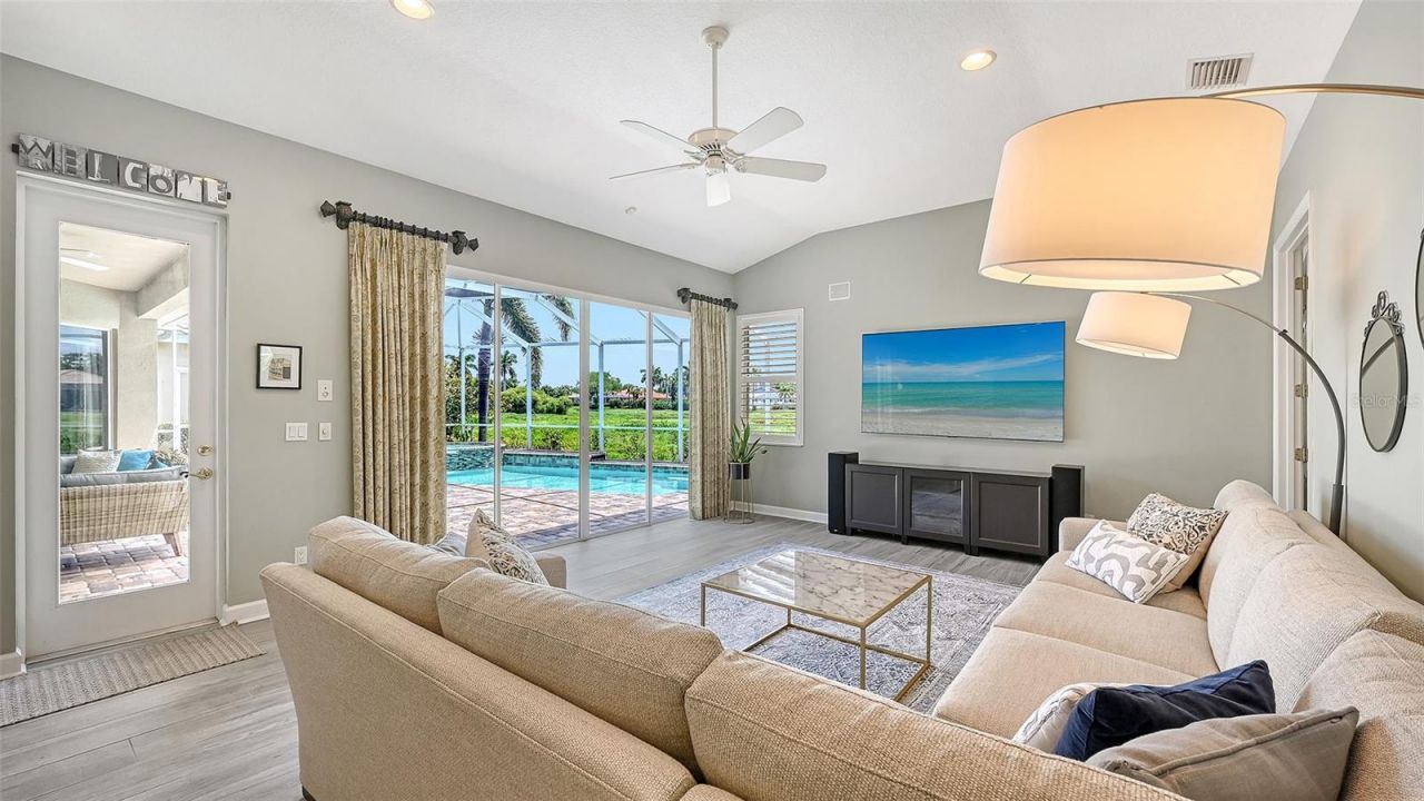 7151 Wainscott Court, Sarasota, FL 34238 Photo