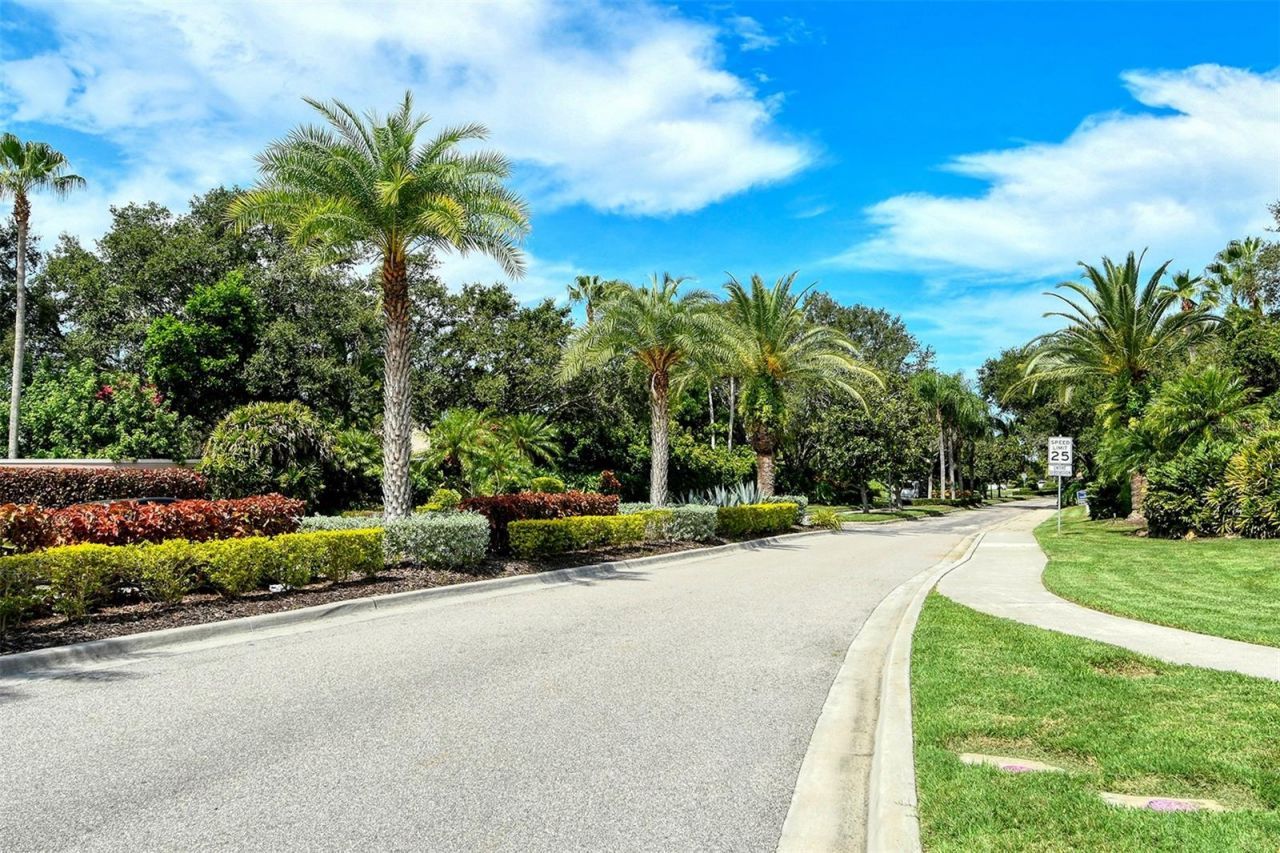 7151 Wainscott Court, Sarasota, FL 34238 Photo