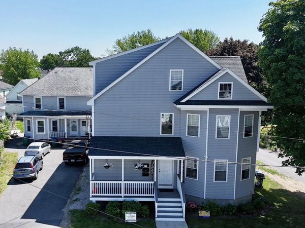 18-22 Burgess St, Lowell, MA 01851