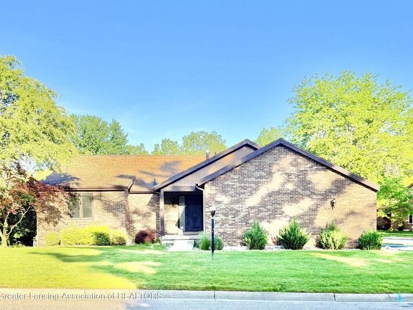 4485 Comanche Drive, Okemos, MI 48864