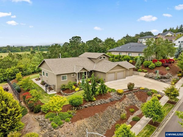 3176 SW Hawkeye Av, Corvallis, OR 97333