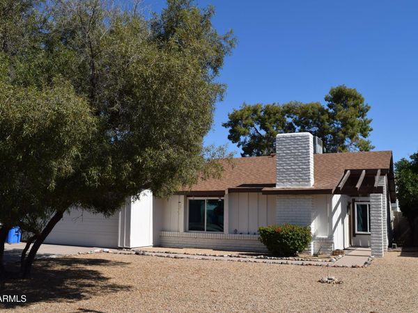 2320 W WALTANN Lane, Phoenix, AZ 85023