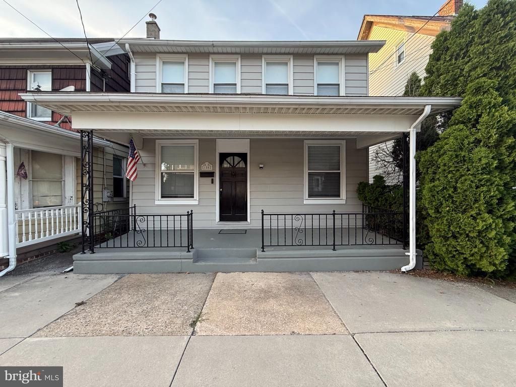 105 E MAPLE STREET, DALLASTOWN, PA 17313