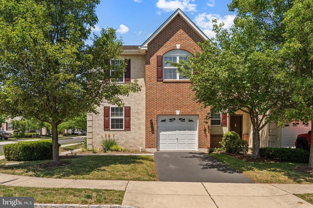 101 RIVERSIDE DRIVE, RED HILL, PA 18076