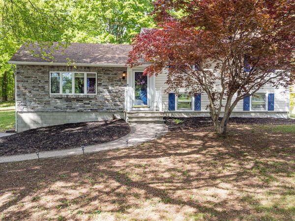 25 McAllister Drive, Pleasant Valley, NY 12569
