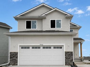 9305 Reynolds Street, Omaha, NE 68122