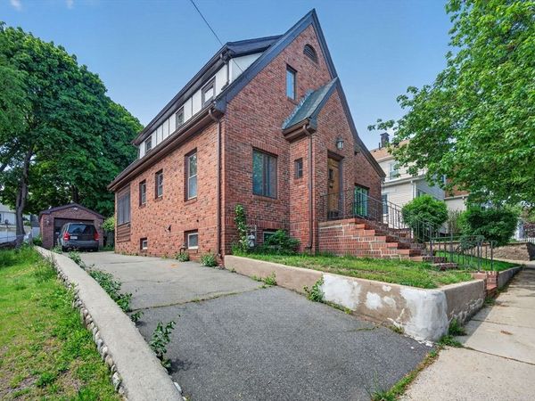 28 Thurlow Ave, Revere, MA 02151